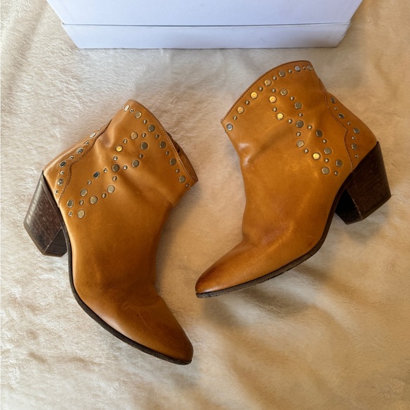 Isabel Marant Western Ankle Boot - Picture 4 of 6